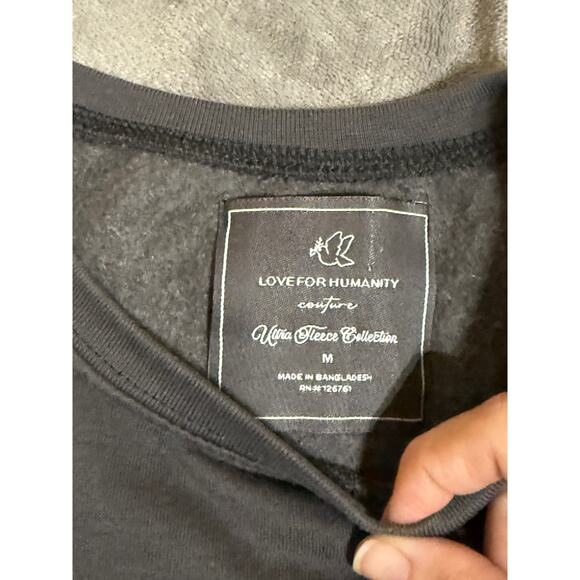 LOVE FOR HUMANITY Medium Women Crew Neck Charcoal Gray Outlaw Cowboy Sweatshirt - Picture 3 of 9